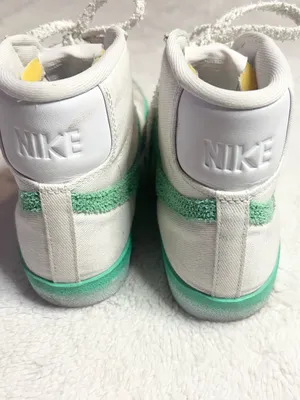 Nike Blazer Mid '77 Green Fade Chenille Swoosh Gum Sole High-Top Sneakers Size 9 thumbnail 9