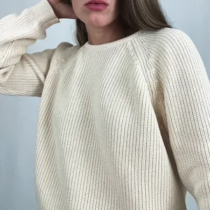 Vintage Raglan Crewneck Pullover Knit Sweater in Cream | Size M thumbnail 6