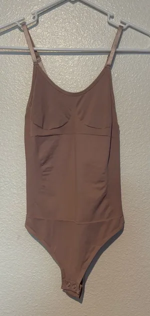 MANGOPOP NWT Size Small Bodysuit Adjustable Straps Thong Snap Closure Dusty Pink thumbnail 1
