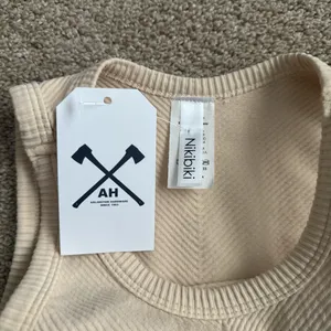 Nikibiki tan tank top thumbnail 3
