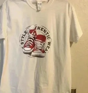 Gildan T shirt M with graphic print thumbnail 5