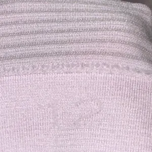Lululemon Women's Swiftly Tech Long Sleeve Shirt Top Yoga Pastel Pink Thumbholes thumbnail 5