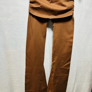 OQQ Flare Leggings Brown Fold Over Waist Yoga Pants Women’s XS NWOT thumbnail 2