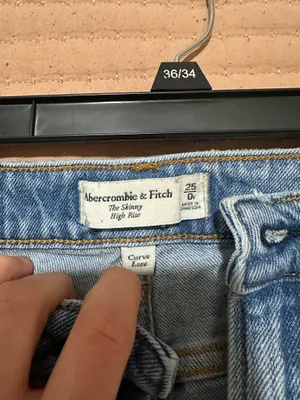 Abercrombie High-Rise Skinny Jeans Curve Love thumbnail 2