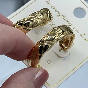NWT 14K GP “ gold plated Do everything in Love “ quilt hoops thumbnail 6
