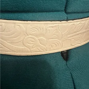 Genuine Leather White Embossed Belt Sz 26 Cowboy Bucking Bronco Buckle Vintage thumbnail 6