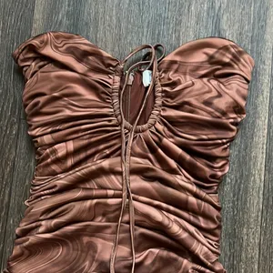 House of CB Brown Swirl Mini Dress thumbnail 3
