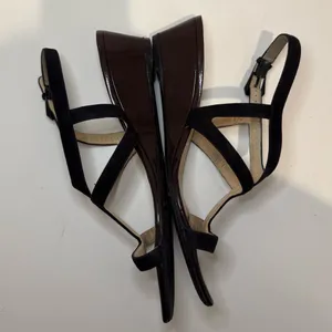 Jimmy Choo Wedge Sandals Black Suede and Chocolate Brown Patent Leather EU 39 thumbnail 6