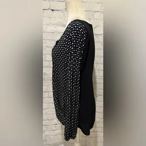 Ann Taylor Polka Dot Front Navy Back Long Sleeve Blouse Size Medium thumbnail 2