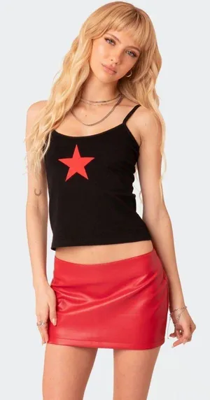 Edikted Red star top thumbnail 1