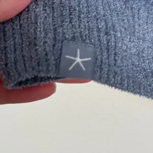 Barefoot Dreams Blue Cozycore Sweater Womens L Casual Casual Soft Plush Classic thumbnail 9