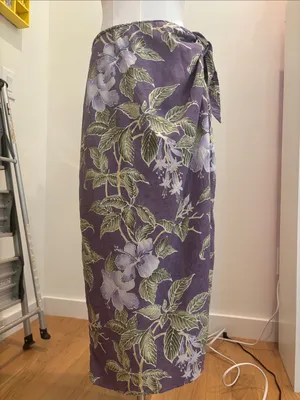 Vtg Tommy Bahama Hawaiian Midi Skirt 100% Silk Purple Size Medium thumbnail 2
