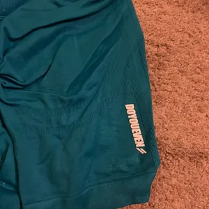 Doyoueven scrunch shorts xs‎ thumbnail 5