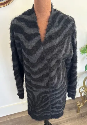 Isela Fuzzy Knit Cardigan Duster Sweater‎ Open Front Zebra Stripe Gray Black M thumbnail 1