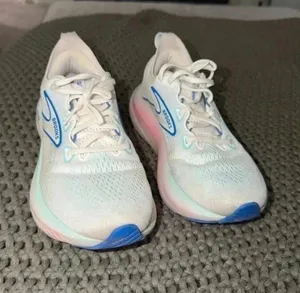 Brooks Glycerin GTS 22 thumbnail 1