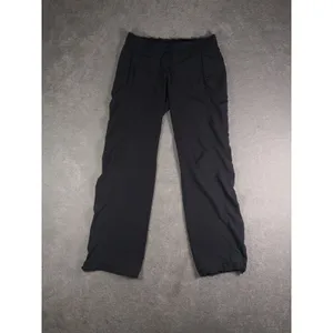 Athleta La Viva Pants, which feature a signature ruched (gathered)Size 6 thumbnail 2