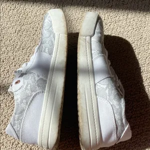 Roxy White Slip-On Snake Pattern Sneakers thumbnail 8