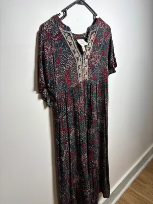 Knox Rose Women's Floral Print Midi Dress with‎ Embroidered V-Neck thumbnail 3