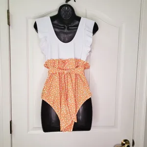 NWOT Swimsuit One Piece Size M thumbnail 5