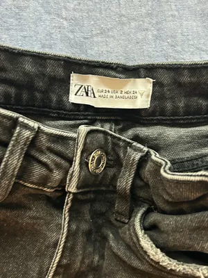 Zara black Jean shorts thumbnail 3