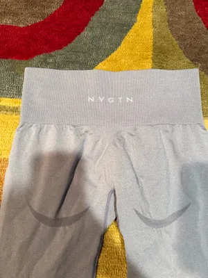 NVGTN Contour Seamless Leggings Fits like a Women’s Small thumbnail 4