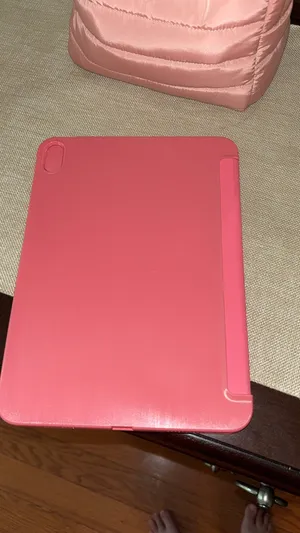 Pink iPad tenth generation case thumbnail 4