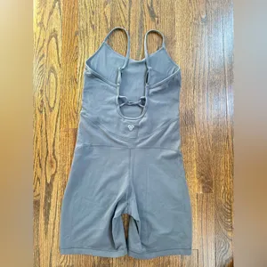 Aritzia TNA One Piece Bodysuit Crisscross Back Size M 2061 thumbnail 4