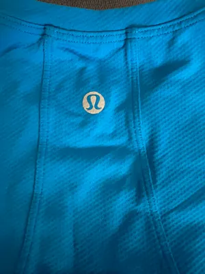 Lululemon crop top thumbnail 3