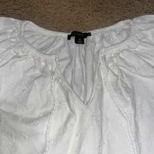 J.Crew Floral Embroidered‎ Tassel Bohemian Peasant Top Balloon Sleeve White M thumbnail 5