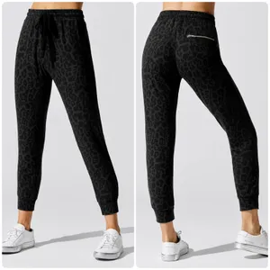 NWT LNA Womens Brushed Leopard Print Soft Cozy Sweatpants Jogger Pants Size S thumbnail 2