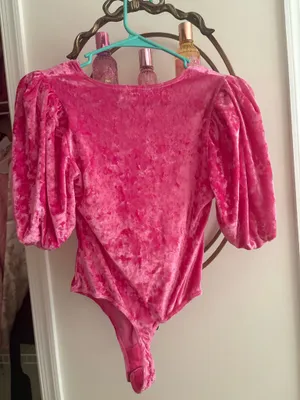 Pink velvet bodysuit thumbnail 3