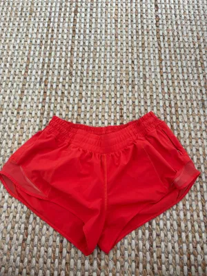 Lululemon Hotty Shorts 2.5" thumbnail 2