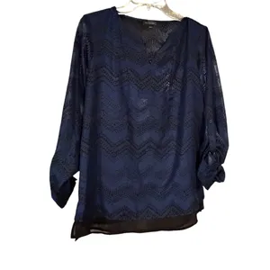The Limited‎ Navy Blue Chevron Clip Dot Roll Tab Sleeve Blouse Small thumbnail 10