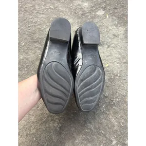 Clarks Women's Black Patent Leather Slip-On Loafers 6 Wide thumbnail 7