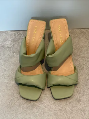 Women's Green Strappy Slide Heels Size 5.5 thumbnail 2