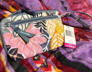 Vera Bradley Wristlet thumbnail 1