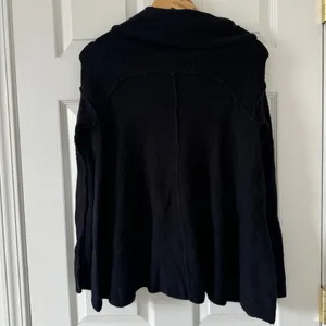FREE PEOPLE Cowl Neck Strawberry Fields Sweater Black Size XS Off the Shoulder thumbnail 8