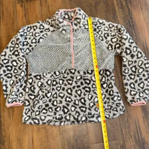 Simply Southern Gray and Pink Fleece Pullover thumbnail 6