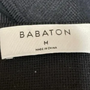 Aritzia Babaton Black Sleeveless Knit Cross Back Square Neck Crop Tank Top Sz M thumbnail 4