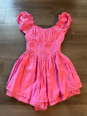 Princess Polly pink romper  thumbnail 1