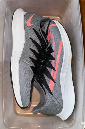 Nike Zoom Fly 3 Running Shoes | Gray &‎ Pink Blast | Women’s 6 thumbnail 1