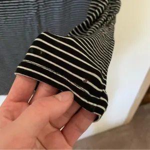 American Eagle Soft and Sexy Black White Striped Long Sleeve Tee Size Medium thumbnail 4