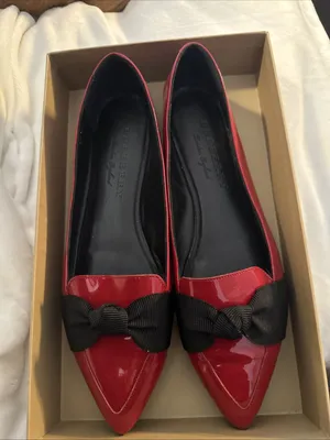 Burberry Red Patent Loafers Grosgrain Bow Flat Shoes SIZE 40- Box, Info &Dustbag thumbnail 1