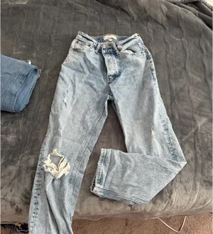 Abercrombie Dad High-Rise Jeans thumbnail 3