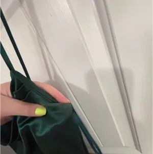 Windsor Ball Gown Prom Dress Satin Emerald Green thumbnail 6