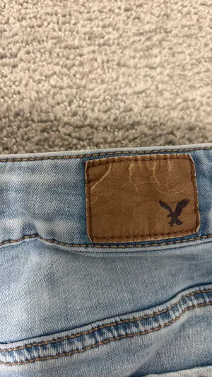 American Eagle jean shorts thumbnail 2