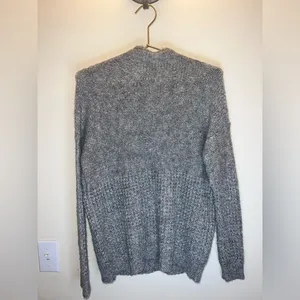 American Eagle Gray Marled Knit Sweater NWT Size‎ Small thumbnail 2