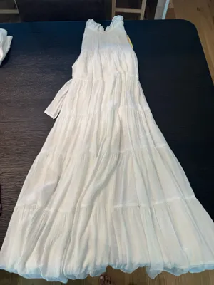 White maxi dress thumbnail 1