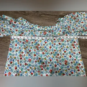 J. Crew Liberty Fabric Edenham Floral‎ Off The Shoulder Blouse Size 8 thumbnail 5