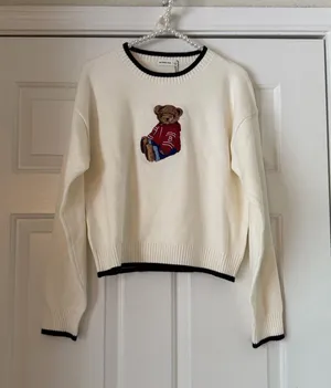Active USA Cream Embroidered Bear Sweater thumbnail 1